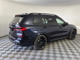 BMW X7 M60i Sports Activity Vehicle 2026
