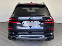 BMW X7 M60i Sports Activity Vehicle 2026