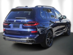 BMW X7 M60i Sports Activity Vehicle 2026