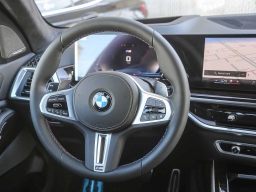 BMW X7 M60i Sports Activity Vehicle 2026