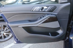 BMW X7 M60i Sports Activity Vehicle 2026