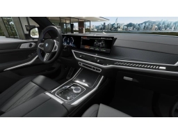 BMW X7 M60i Sports Activity Vehicle 2026