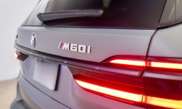 BMW X7 M60i Sports Activity Vehicle 2026