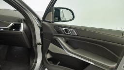 BMW X7 M60i Sports Activity Vehicle 2026