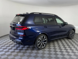 BMW X7 M60i Sports Activity Vehicle 2026