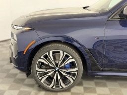 BMW X7 M60i Sports Activity Vehicle 2026