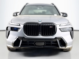 BMW X7 M60i Sports Activity Vehicle 2026