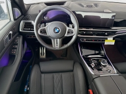 BMW X7 M60i Sports Activity Vehicle 2026