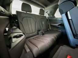 BMW X7 M60i Sports Activity Vehicle 2026