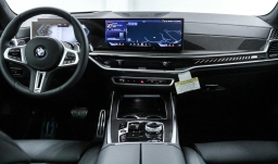 BMW X7 M60i Sports Activity Vehicle 2026