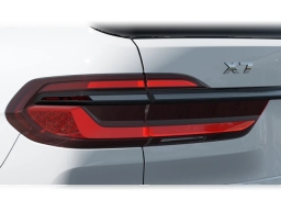 BMW X7 M60i Sports Activity Vehicle 2026