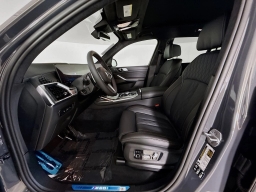 BMW X7 M60i Sports Activity Vehicle 2026