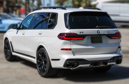 BMW X7 M60i Sports Activity Vehicle 2026