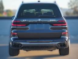 BMW X7 M60i Sports Activity Vehicle 2026