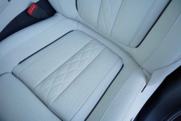 BMW X7 M60i Sports Activity Vehicle 2026