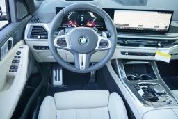 BMW X7 M60i Sports Activity Vehicle 2026
