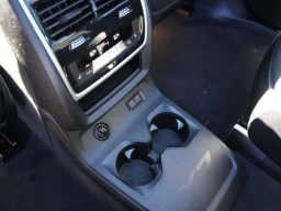 BMW X7 ALPINA XB7 Sports Activity Vehicle 2026