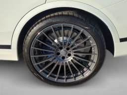 BMW X7 ALPINA XB7 Sports Activity Vehicle 2026