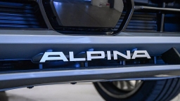 BMW X7 ALPINA XB7 Sports Activity Vehicle 2026