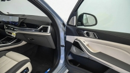 BMW X7 ALPINA XB7 Sports Activity Vehicle 2026