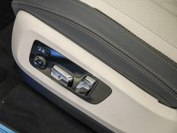 BMW X7 ALPINA XB7 Sports Activity Vehicle 2026