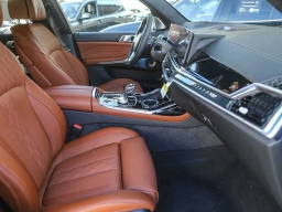 BMW X7 ALPINA XB7 Sports Activity Vehicle 2026