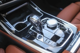 BMW X7 ALPINA XB7 Sports Activity Vehicle 2026