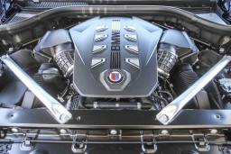 BMW X7 ALPINA XB7 Sports Activity Vehicle 2026