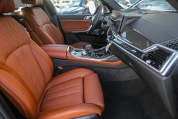 BMW X7 ALPINA XB7 Sports Activity Vehicle 2026