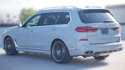 BMW X7 ALPINA XB7 Sports Activity Vehicle 2025