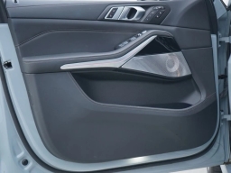 BMW X7 ALPINA XB7 Sports Activity Vehicle 2025