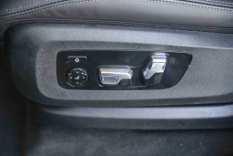 BMW X7 ALPINA XB7 Sports Activity Vehicle 2026