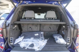 BMW X7 ALPINA XB7 Sports Activity Vehicle 2026