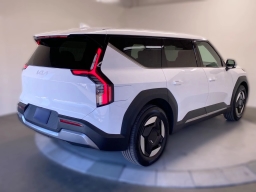 Kia EV9 Light Long Range RWD 2026