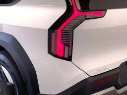 Kia EV9 Light Long Range RWD 2026