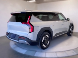 Kia EV9 Light Long Range RWD 2026