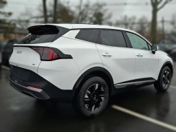 Kia Sportage LX AWD 2026