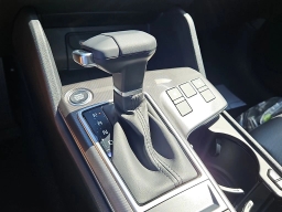 Kia Sportage SX FWD 2026