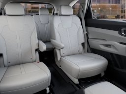 Kia Sorento EX FWD 2025