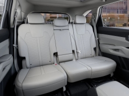 Kia Sorento S FWD 2025