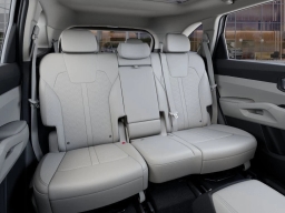 Kia Sorento S FWD 2025