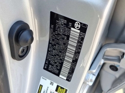 Toyota Corolla LE CVT (Natl) 2026