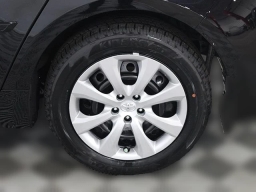 Toyota Corolla LE CVT (Natl) 2026