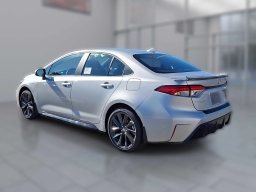 Toyota Corolla SE CVT (Natl) 2026