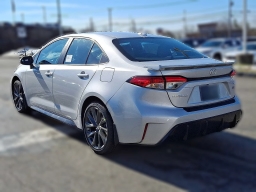 Toyota Corolla SE CVT (Natl) 2026