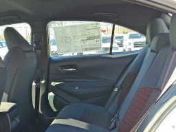 Toyota Corolla SE CVT (Natl) 2026