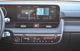 Hyundai IONIQ 5 SE Standard Range RWD 2026