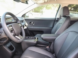 Hyundai IONIQ 5 SEL RWD 2026