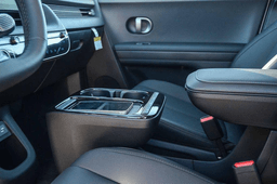 Hyundai IONIQ 5 SEL RWD 2026