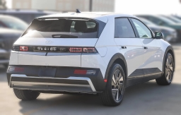 Hyundai IONIQ 5 SEL RWD 2026